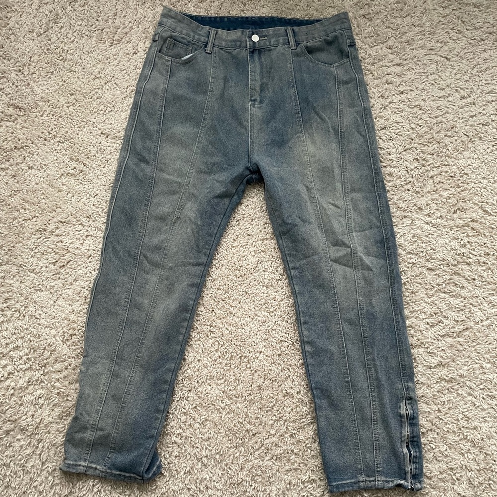 Y2K Faded 34x38 Jeans.